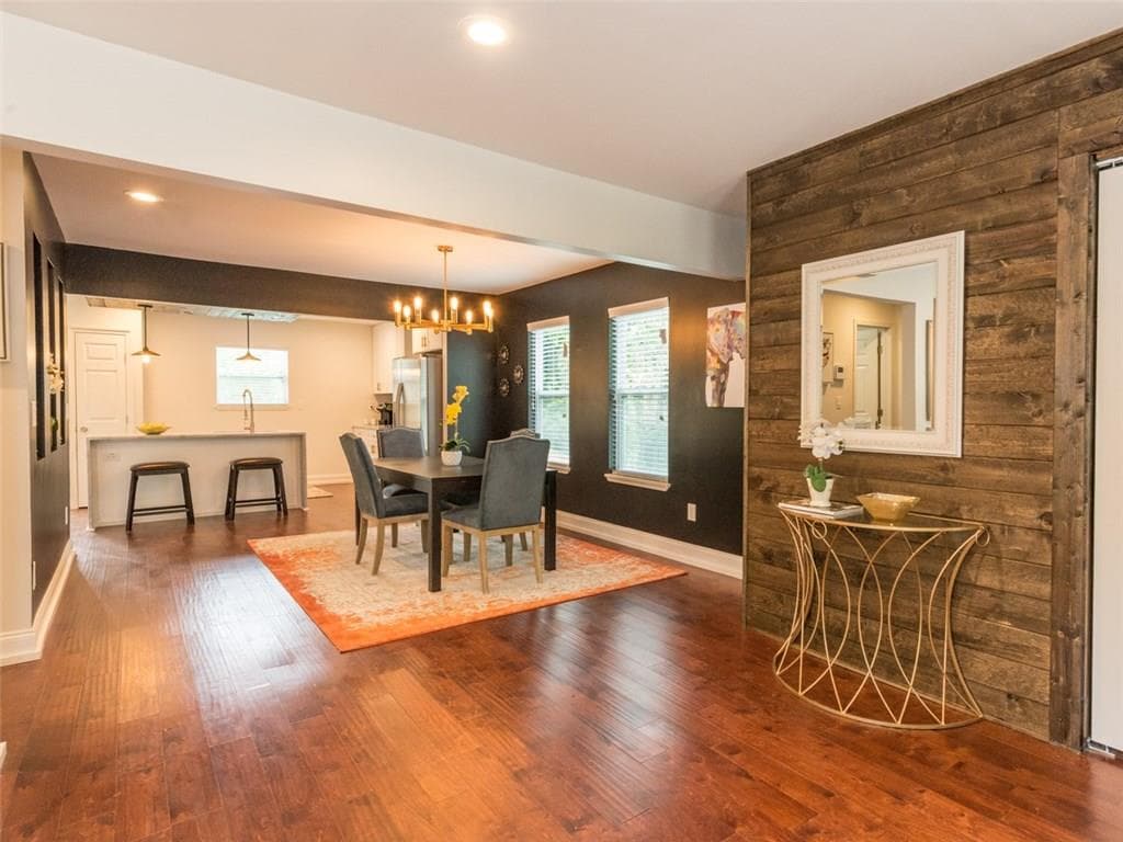 4 bedroom, 2,500 sq ft single family residence sold at 1558 Line Street, Decatur, GA 30032