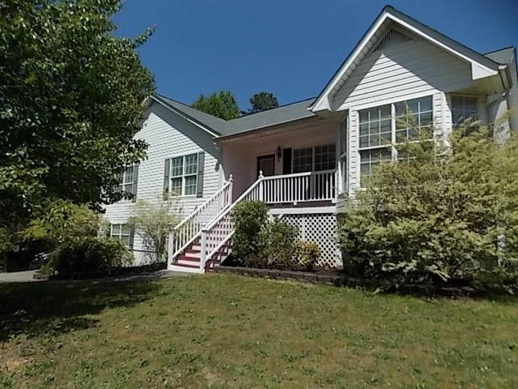 4 bedroom, 1,484 sq ft single family residence sold at 44 Kent Lane, Douglasville, GA 30134