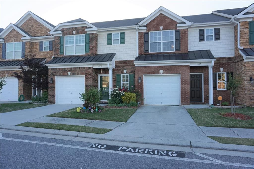 3 bedroom, 1,524 sq ft townhouse sold at 5337 Langston Way, Norcross, GA 30071