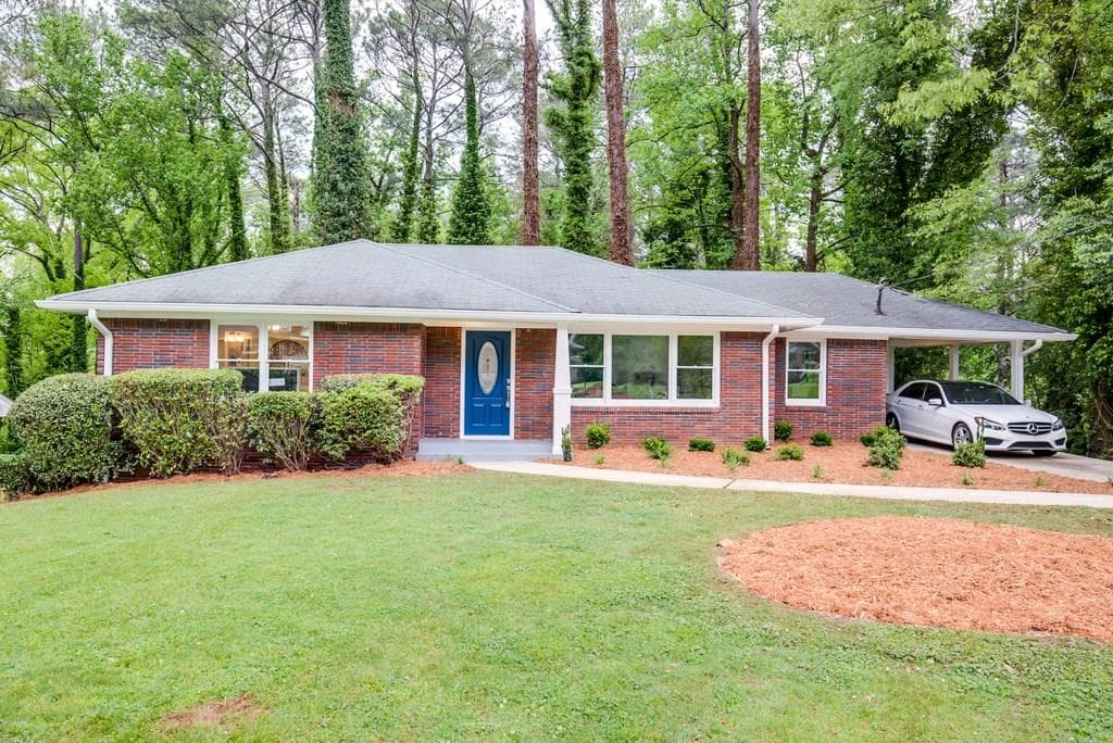 4 bedroom, 1,564 sq ft single family residence sold at 1762 Boulderview Drive, Atlanta, GA 30316