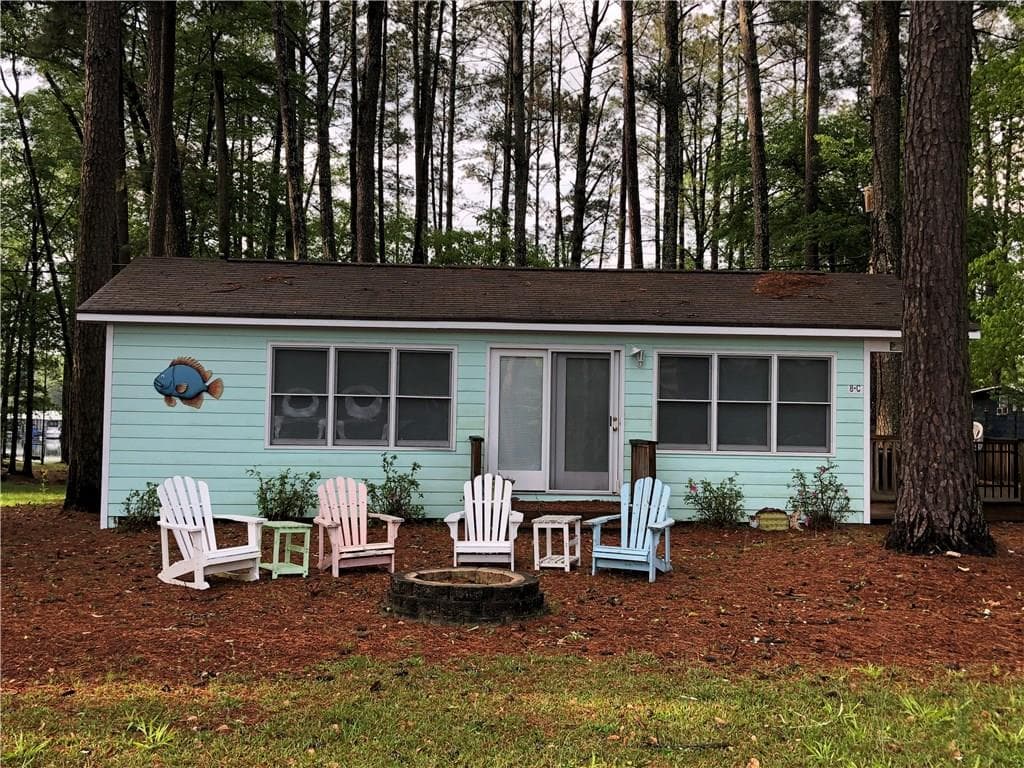 1 bedroom, 200 sq ft single family residence sold at 5400 Kings Camp Road, Acworth, GA 30101