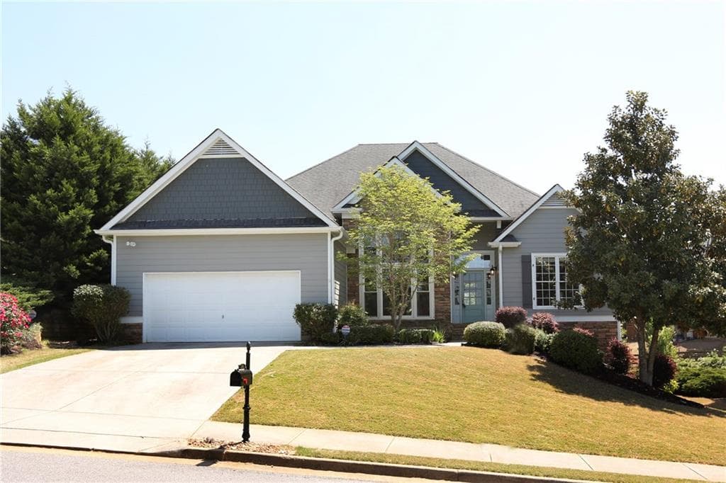 4 bedroom, 3,550 sq ft single family residence sold at 303 Cabinwood Trail, Canton, GA 30115