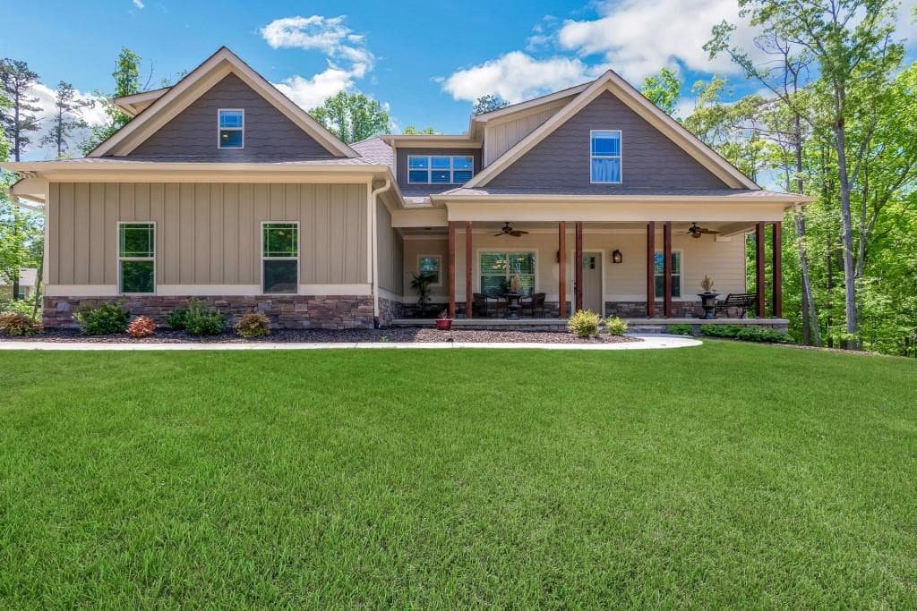 6 bedroom, 3,600 sq ft single family residence sold at 89 Columbia Cove, Dallas, GA 30132