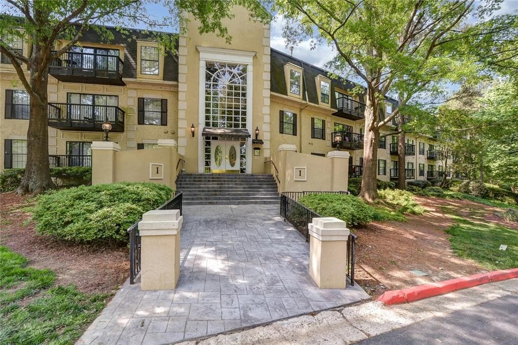 1213 Pine Heights Drive 1213, Atlanta, GA 30324 — most recent listing photo