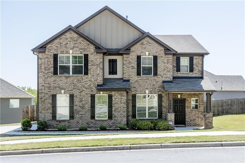 4 bedroom, 2,758 sq ft single family residence sold at 3289 Allison Circle, Decatur, GA 30034