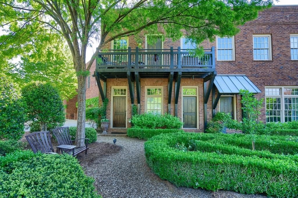 3 bedroom, 2,363 sq ft condominium sold at 5905 Odell Street, Cumming, GA 30040