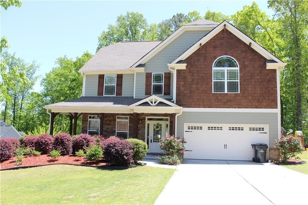4 bedroom, 2,420 sq ft single family residence sold at 3677 Vine Springs Trace, Bethlehem, GA 30620