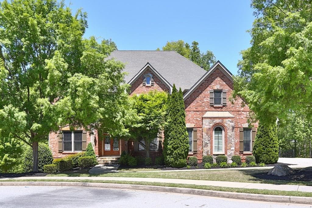 6 bedroom, 7,971 sq ft single family residence sold at 3155 Rock Manor Way, Buford, GA 30519