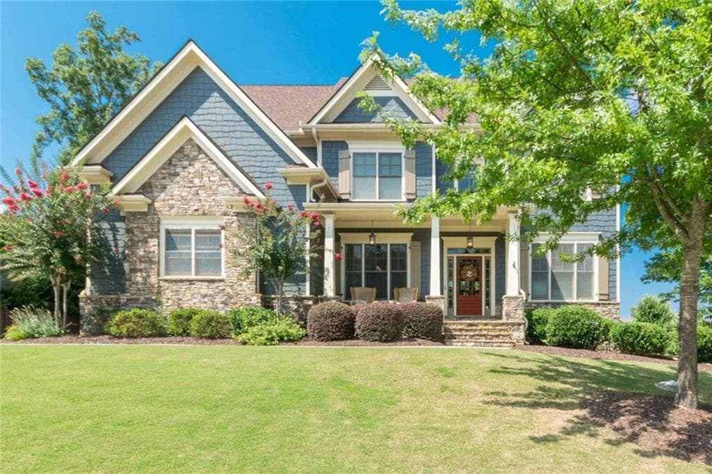 6 bedroom, 2,691 sq ft single family residence sold at 2821 Pleasant Oak Drive, Buford, GA 30519