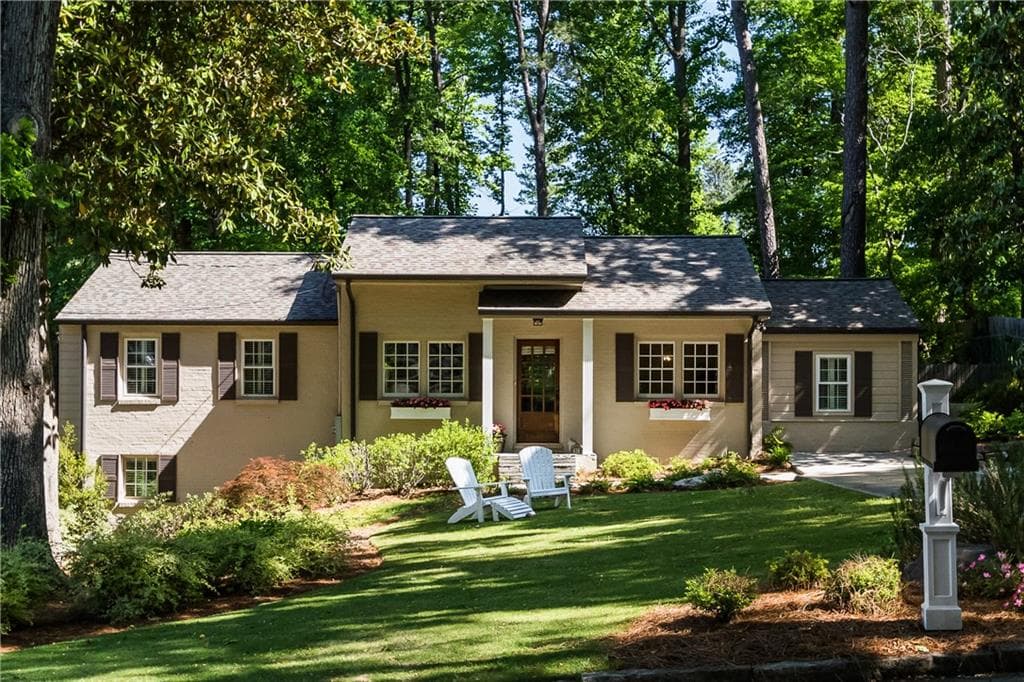 3 bedroom, 2,099 sq ft single family residence sold at 418 Allison Drive, Atlanta, GA 30342