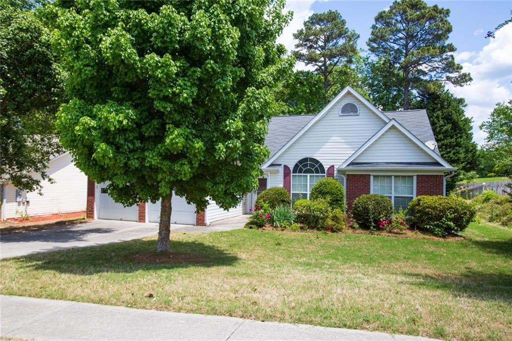 3 bedroom, 2,508 sq ft single family residence sold at 2243 Hansford Pass, Buford, GA 30519