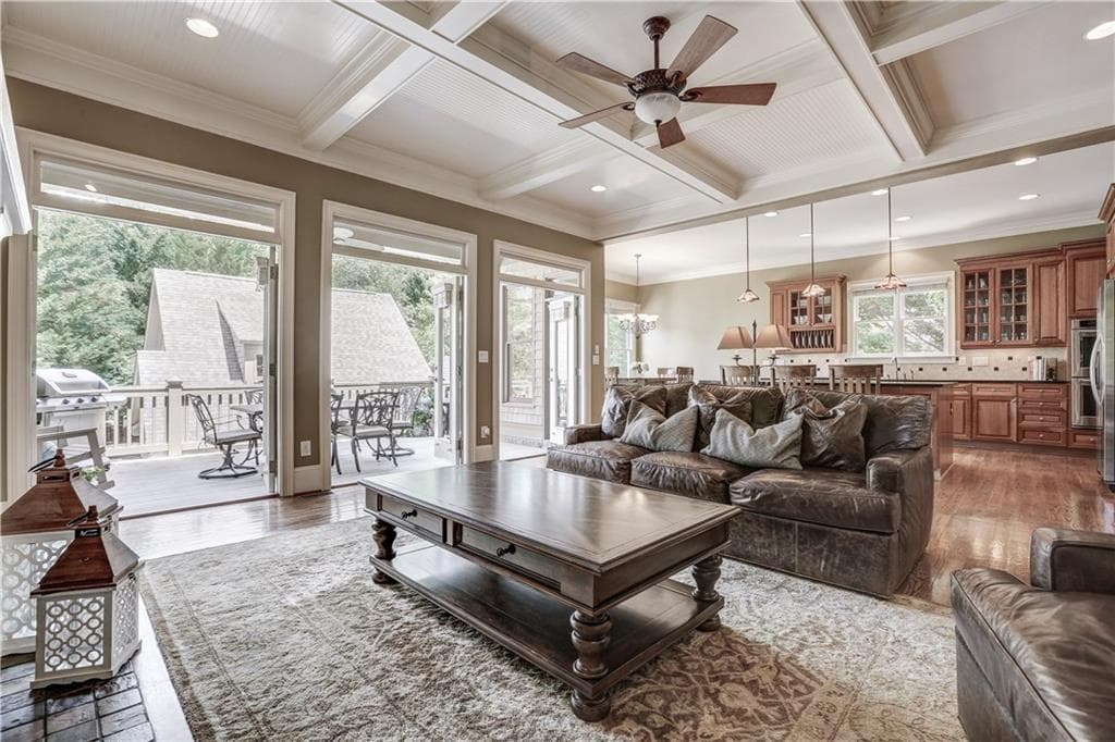4033 Newhaven Circle, Brookhaven, GA 30319 — most recent listing photo