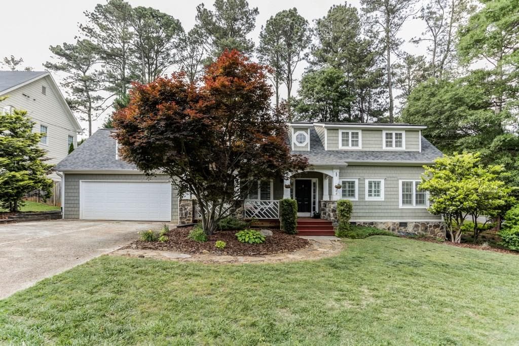 4 bedroom, 3,169 sq ft single family residence sold at 1293 Hayes Drive, Smyrna, GA 30080