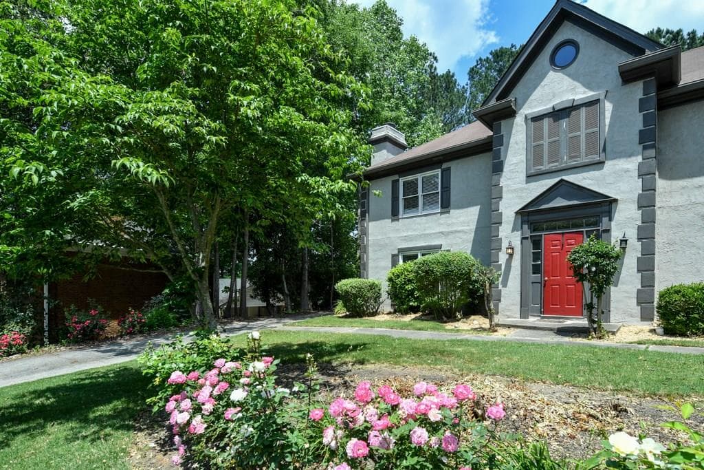 3 bedroom, 1,776 sq ft townhouse sold at 9158 Carroll Manor Drive, Sandy Springs, GA 30350