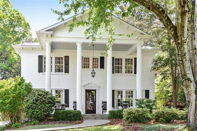 4 bedroom single family residence sold at 2489 Dellwood Drive, Atlanta, GA 30305