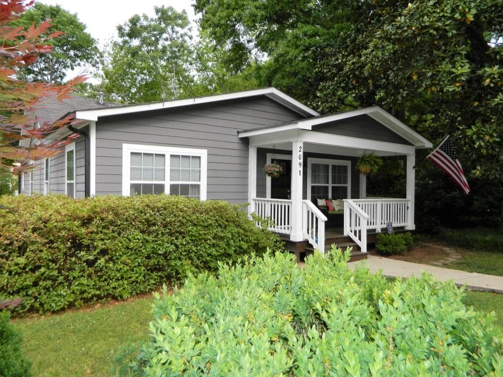 5 bedroom, 2,132 sq ft single family residence sold at 2091 Cavanaugh Avenue, Atlanta, GA 30316