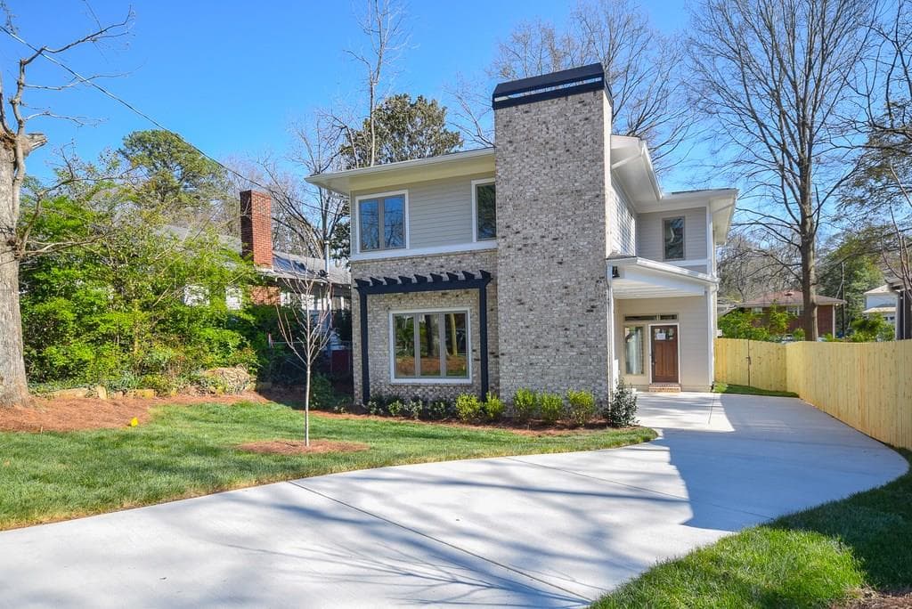 4 bedroom, 2,760 sq ft single family residence sold at 1411 Van Epps Avenue, Atlanta, GA 30316