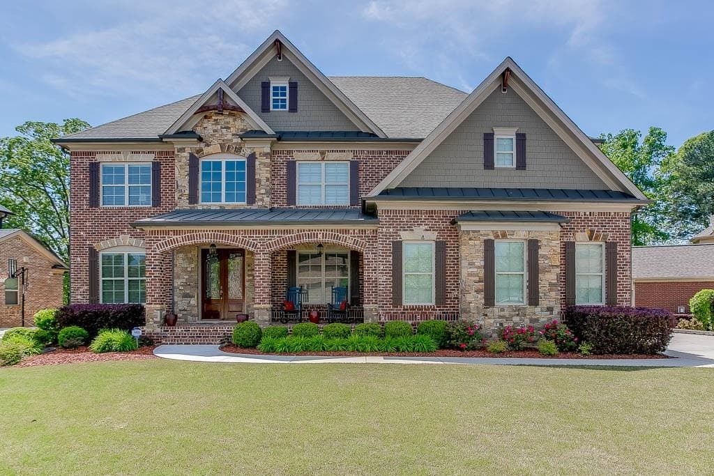 5 bedroom, 3,933 sq ft single family residence sold at 3066 Walking Horse Trail, Buford, GA 30519