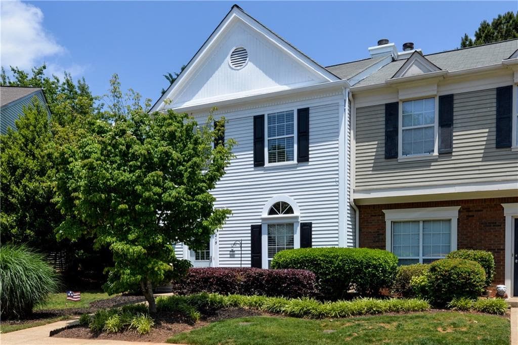 2 bedroom, 1,512 sq ft townhouse sold at 1215 Morningside Park Drive, Alpharetta, GA 30022