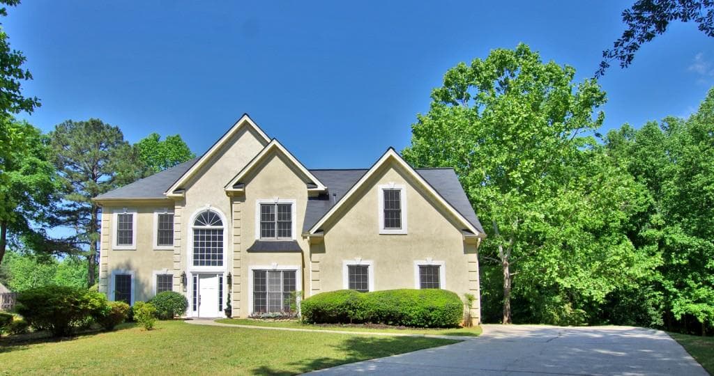 4 bedroom, 2,748 sq ft single family residence sold at 1247 Spring Park Drive, Atlanta, GA 30311