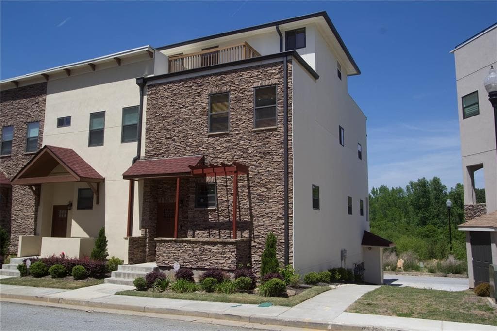 3 bedroom, 2,087 sq ft townhouse sold at 112 SW Kiram Terrace, Atlanta, GA 30331