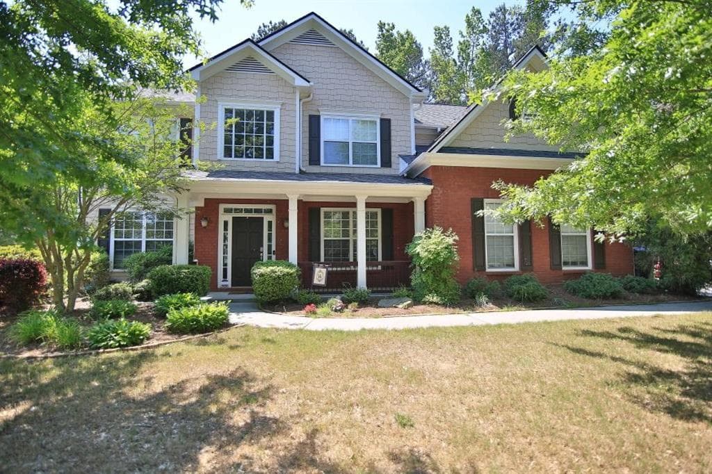 4 bedroom, 3,346 sq ft single family residence sold at 3131 Seneca Farm Lane, Buford, GA 30519