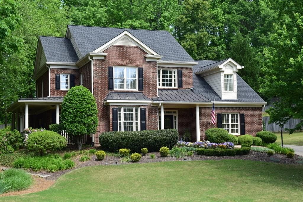 4 bedroom, 3,200 sq ft single family residence sold at 2802 Nettle Lane, Buford, GA 30519