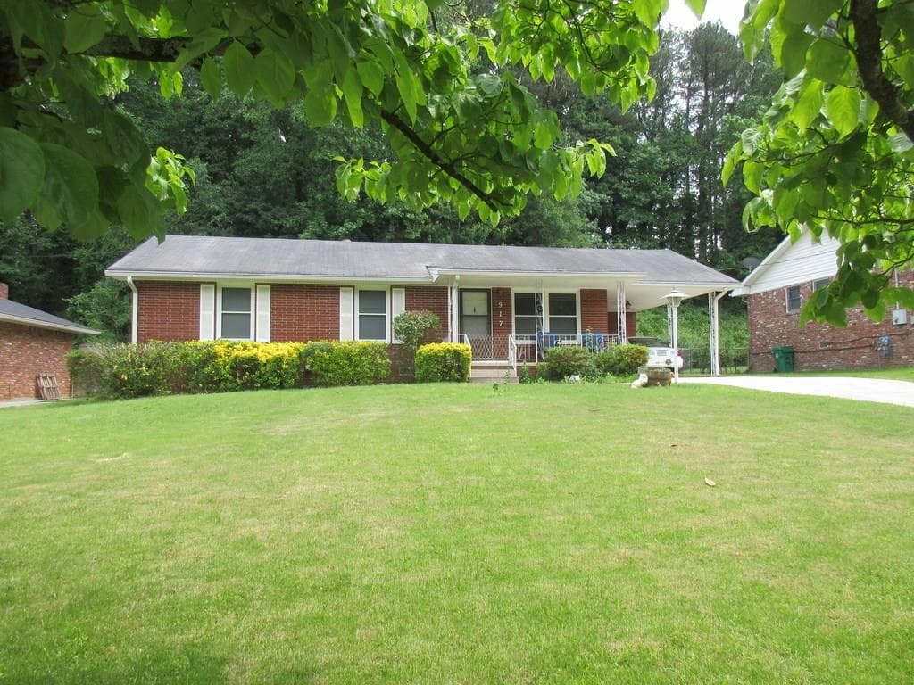 3 bedroom, 1,263 sq ft single family residence sold at 917 GAYLEMONT Circle, Decatur, GA 30033