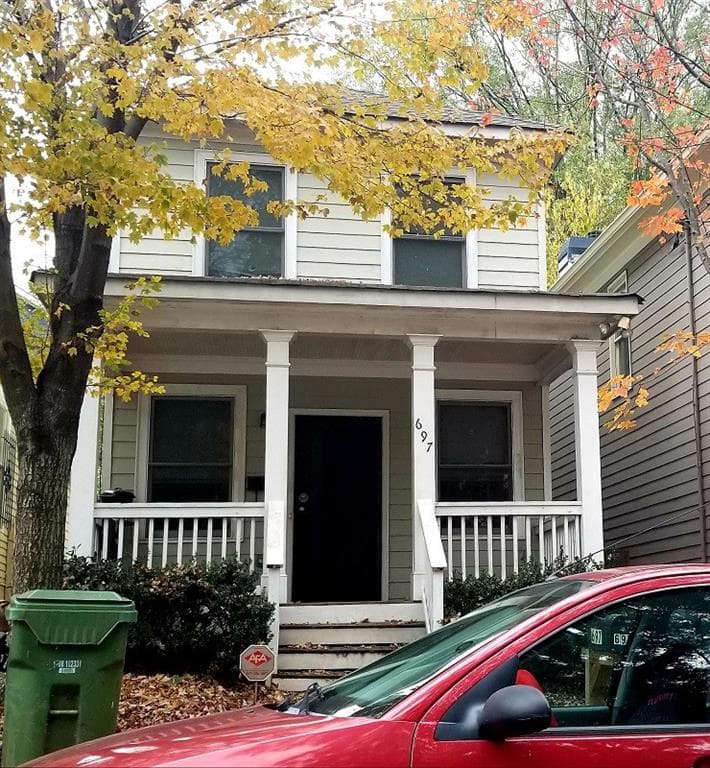 3 bedroom, 1,264 sq ft single family residence sold at 697 Windsor Street, Atlanta, GA 30310