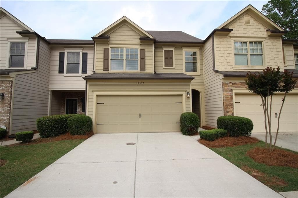 1025 Chalbury Way, Alpharetta, GA 30004 — most recent listing photo