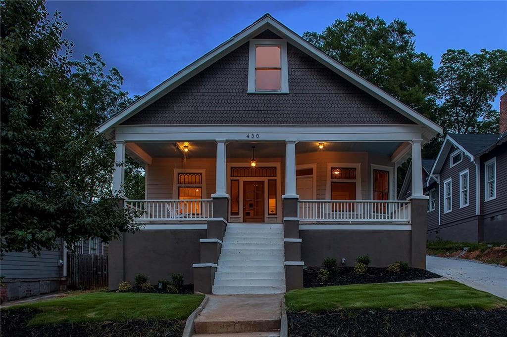 4 bedroom, 2,800 sq ft single family residence sold at 430 Holderness Street, Atlanta, GA 30310