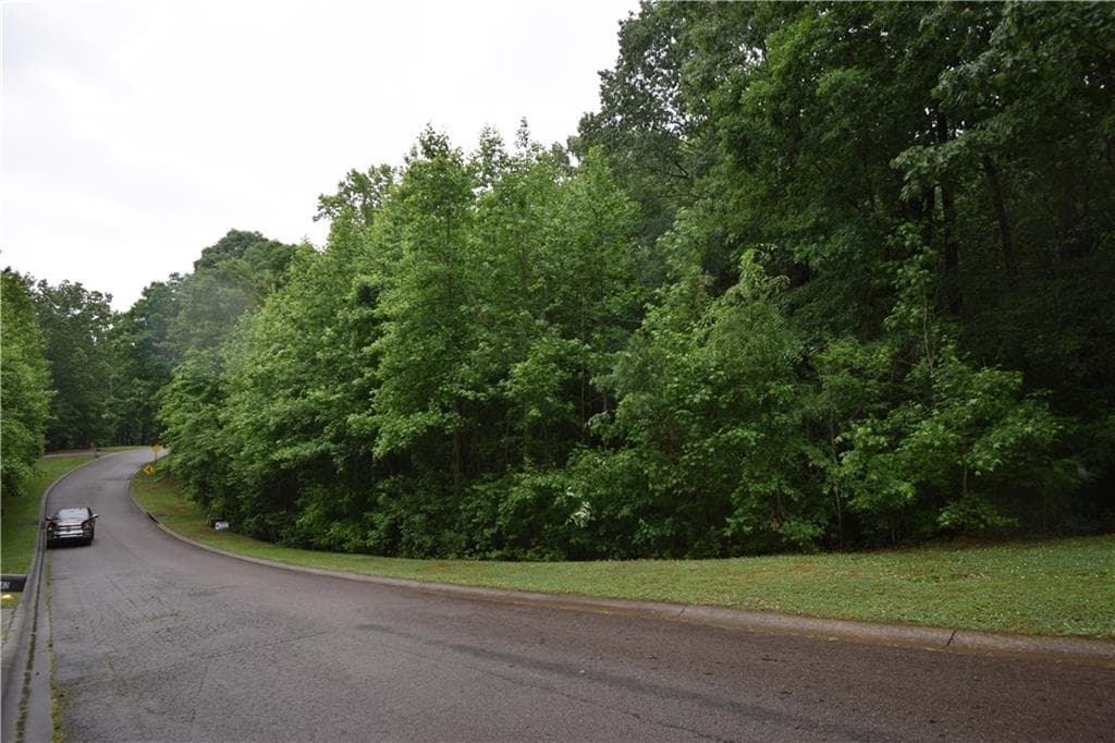 single family residence sold at 5079 Peach Mountain Circle, Gainesville, GA 30507