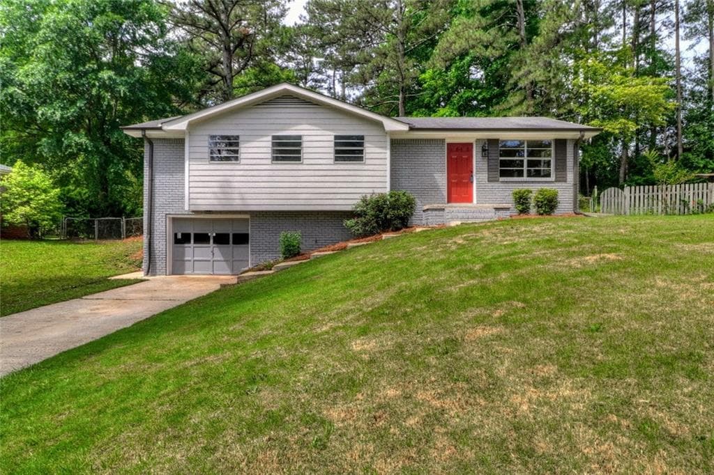 3 bedroom, 1,564 sq ft single family residence sold at 2960 Sandy Lane, Smyrna, GA 30082