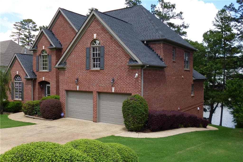 3933 Shadow Loch Drive, Suwanee, GA 30024 — most recent listing photo