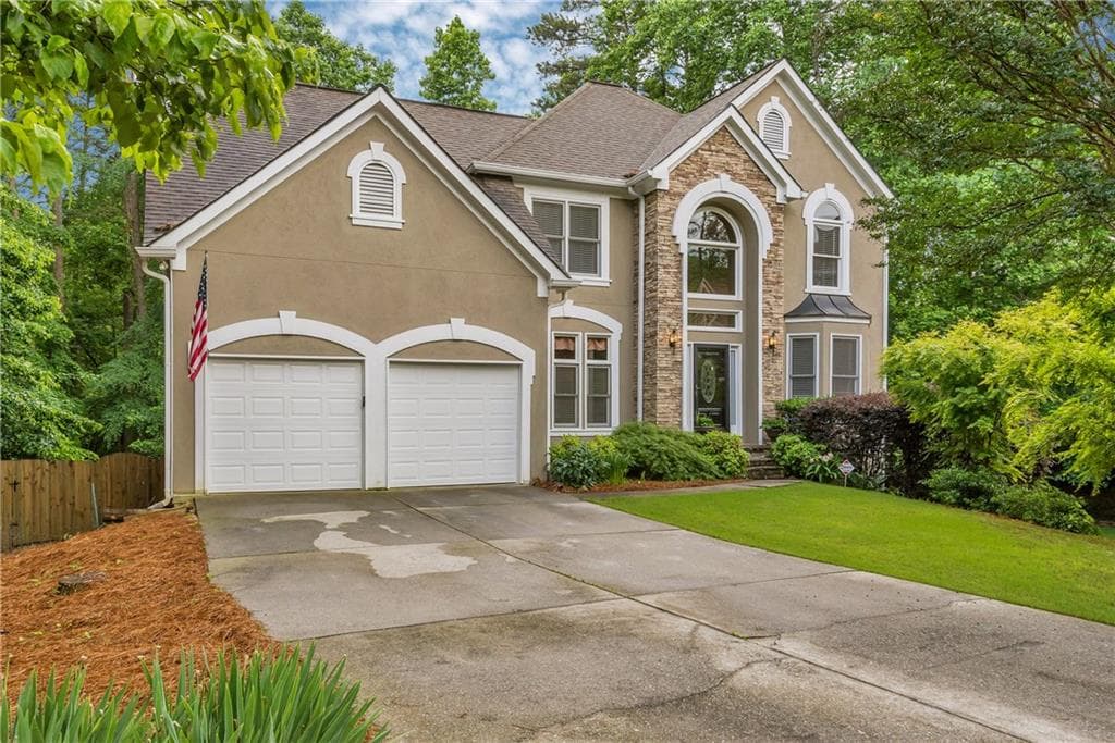 571 Amberton Crossing, Suwanee, GA 30024 — most recent listing photo