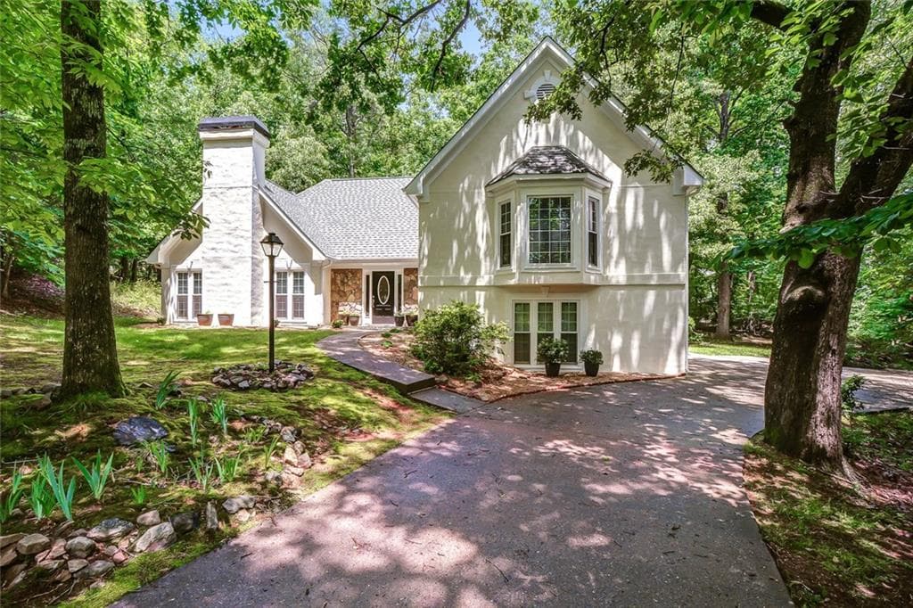 3 bedroom, 2,290 sq ft single family residence sold at 4155 Morningside Drive, Cumming, GA 30041