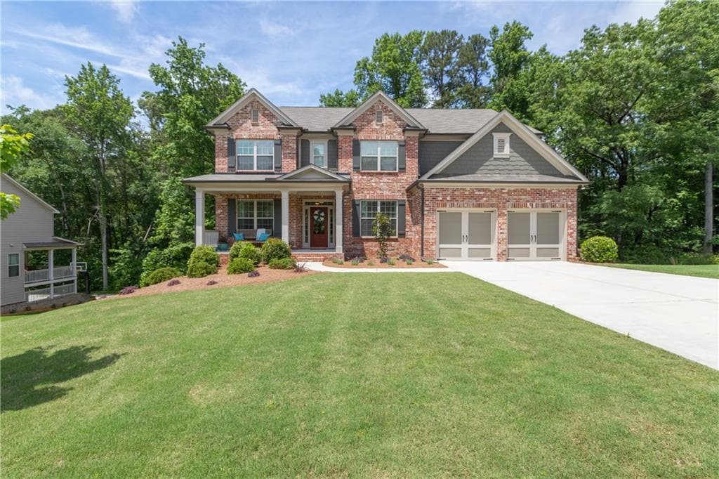 5 bedroom, 3,533 sq ft single family residence sold at 3690 Ivy Lawn Drive, Buford, GA 30519