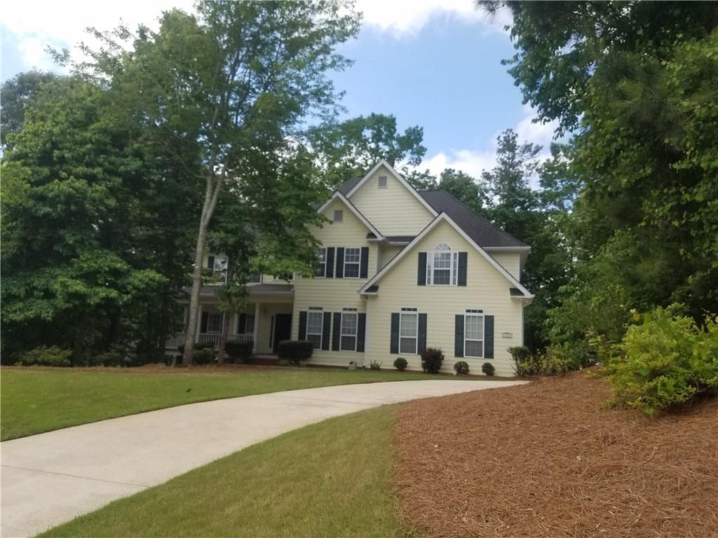 4 bedroom, 2,641 sq ft single family residence sold at 5767 Wembley Drive, Douglasville, GA 30135