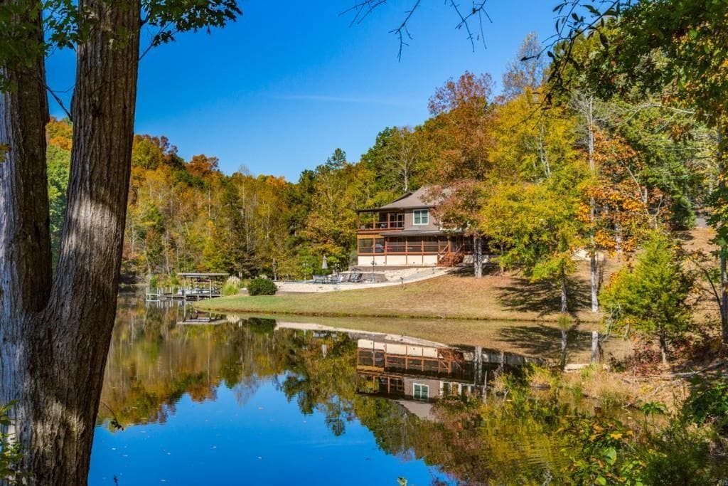 182 LAKE TEHAMA Trail, Homer, GA 30547 — most recent listing photo