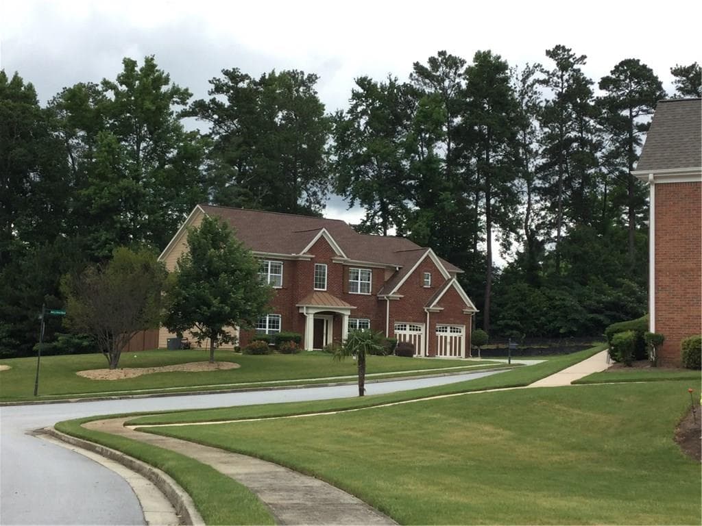 4 bedroom, 3,324 sq ft single family residence sold at 8811 Mary Alice Rose, Douglasville, GA 30134