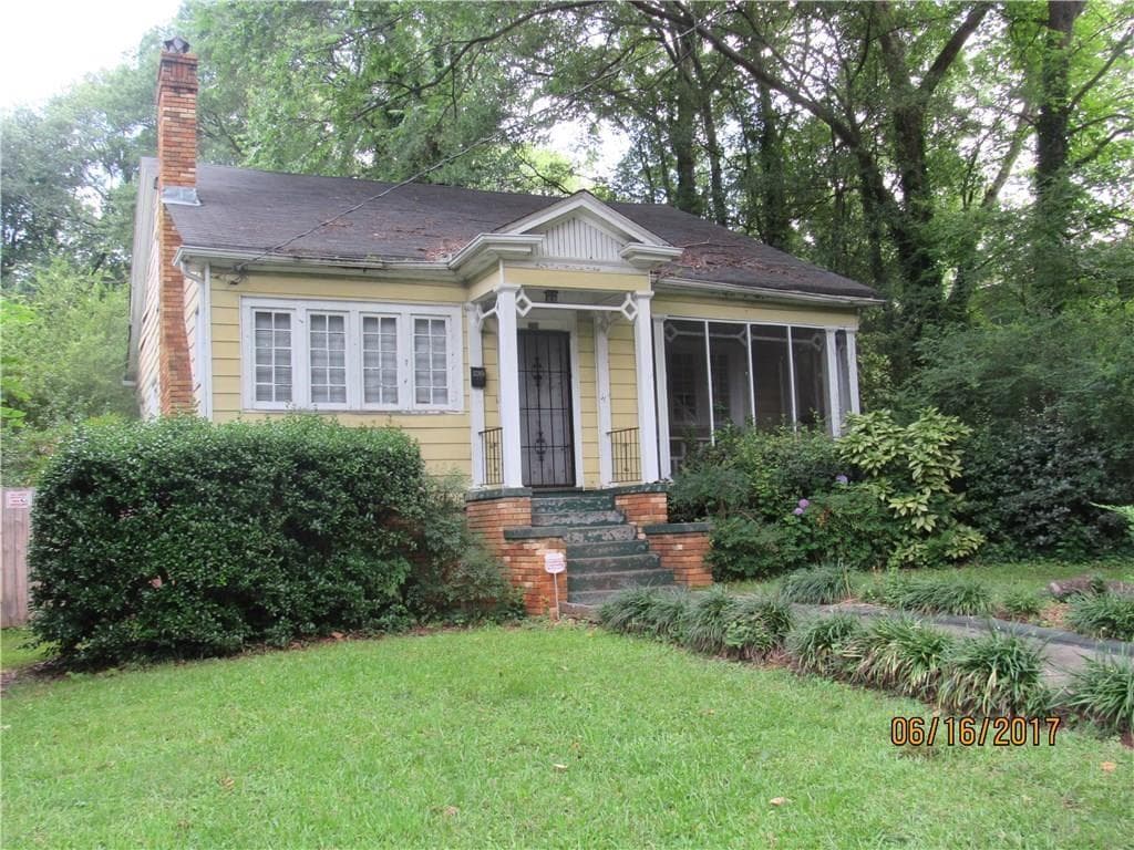 2 bedroom, 1,134 sq ft single family residence sold at 1285 Greenwich Street, Atlanta, GA 30310