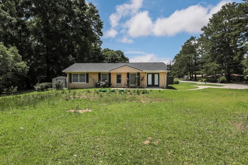 125 Woodland Drive, Carrollton, GA 30117 — most recent listing photo
