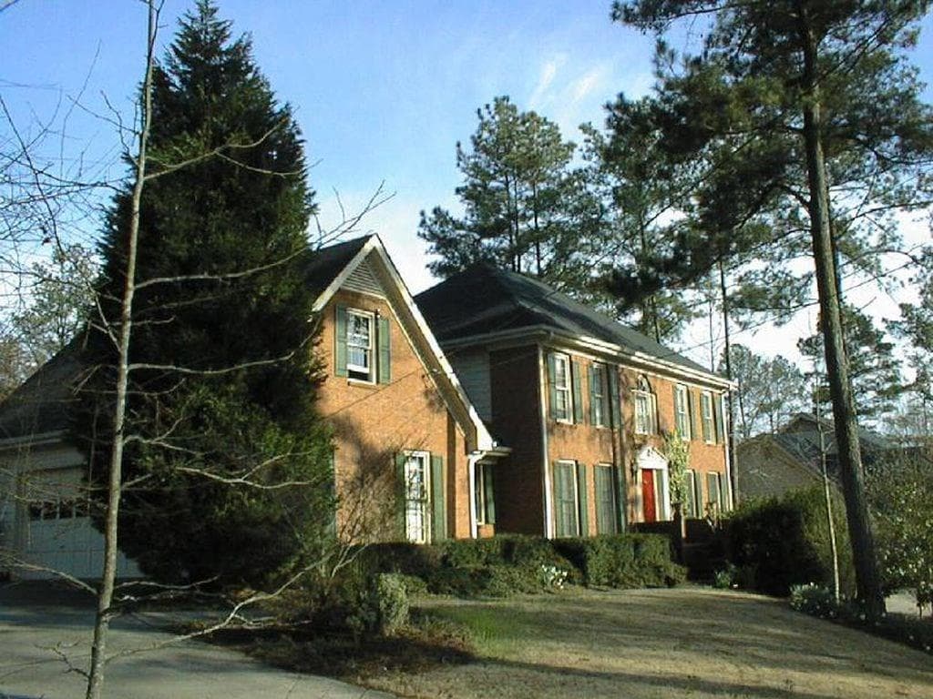 4 bedroom, 2,918 sq ft single family residence sold at 3240 Spain Road, Snellville, GA 30039