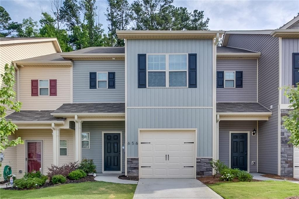 3 bedroom townhouse sold at 656 Oakside Place, Acworth, GA 30102
