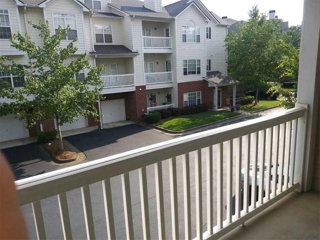 2 bedroom, 1,378 sq ft condominium sold at 3107 Woodland Lane 3107, Alpharetta, GA 30009