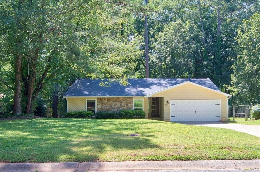 3 bedroom, 1,611 sq ft single family residence sold at 4425 Reef Road, Marietta, GA 30066