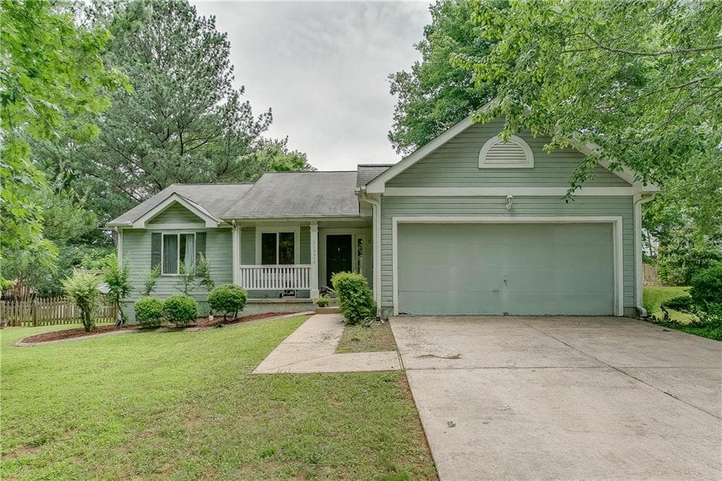 3 bedroom, 1,699 sq ft single family residence sold at 10475 Willow View Circle, Alpharetta, GA 30022