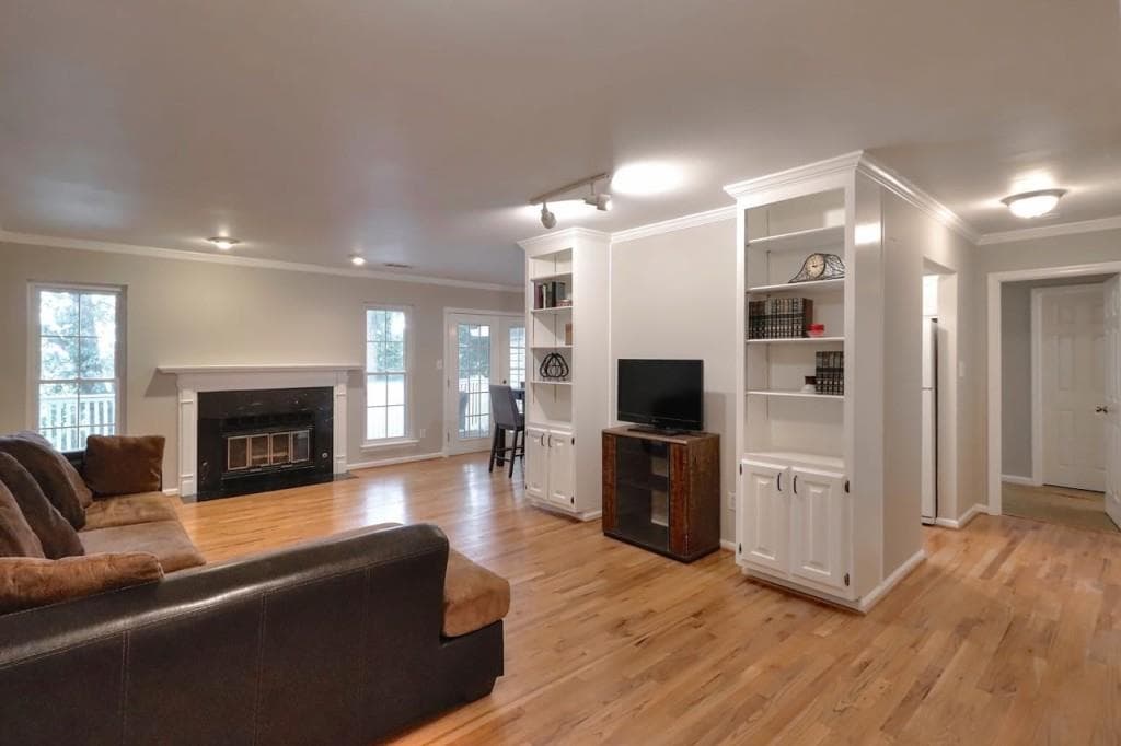 1750 Clairmont Road 12, Decatur, GA 30033 — most recent listing photo