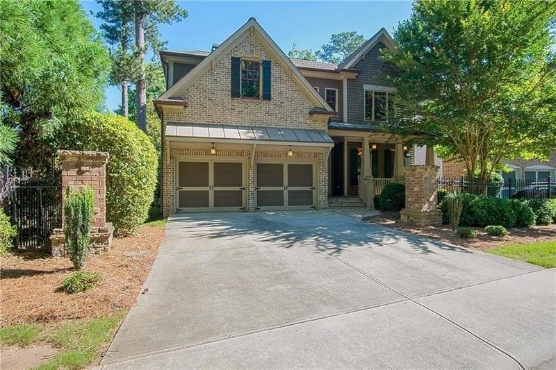 4 bedroom, 4,647 sq ft single family residence sold at 1105 Stephens Street, Smyrna, GA 30080