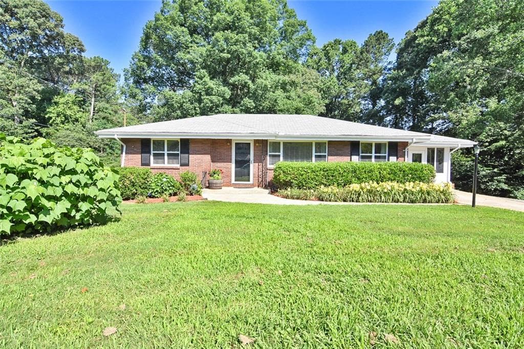 3 bedroom, 1,131 sq ft single family residence sold at 3550 Westbrook Drive, Smyrna, GA 30082